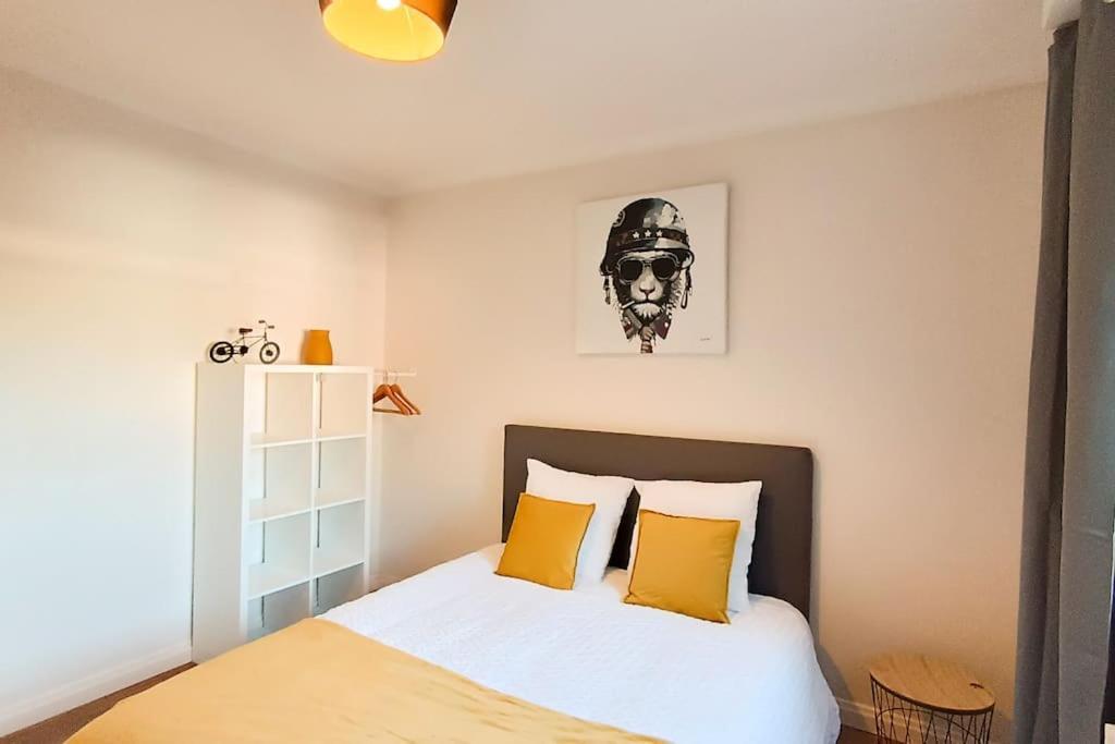 Foucault - Appartements - Au Coeur De Lourdes Exteriör bild