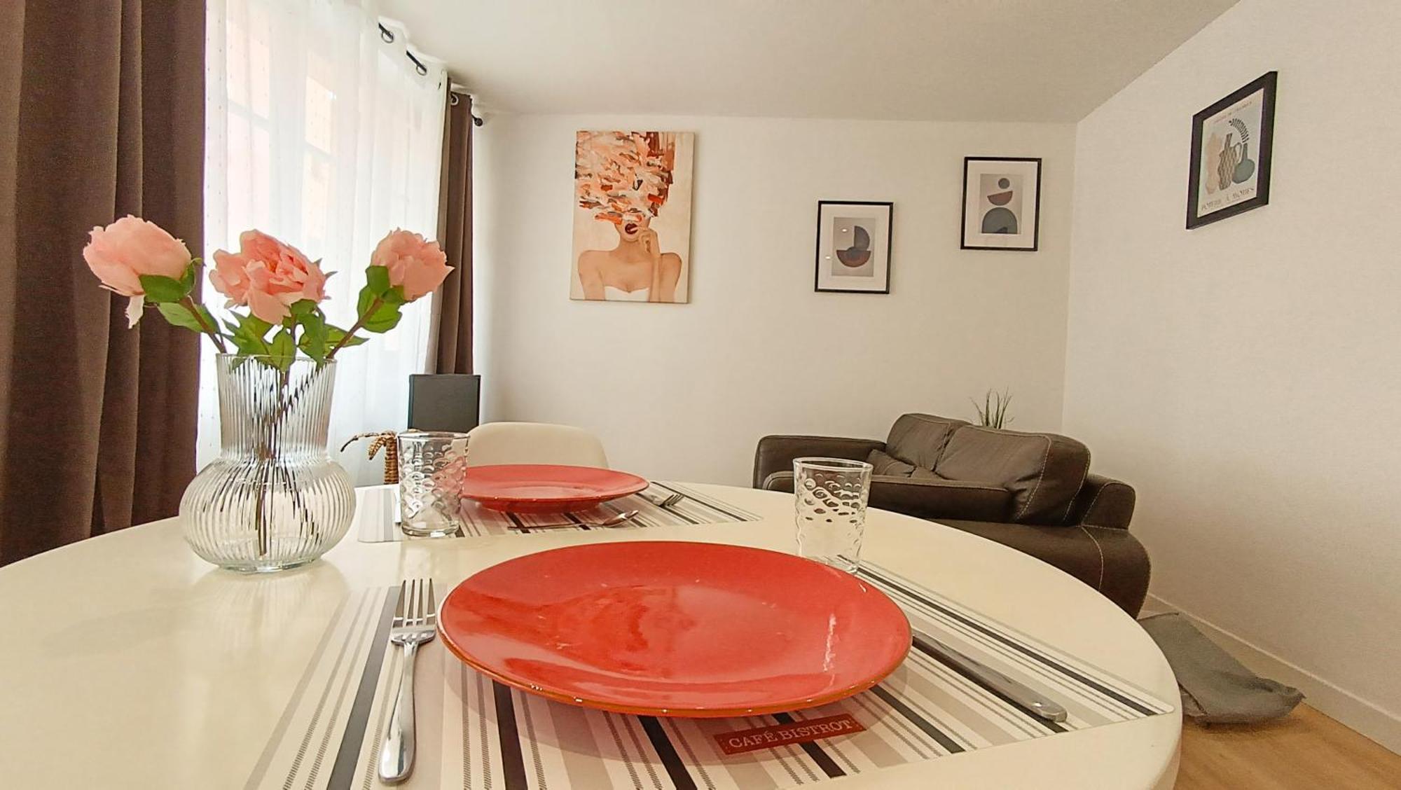 Foucault - Appartements - Au Coeur De Lourdes Exteriör bild