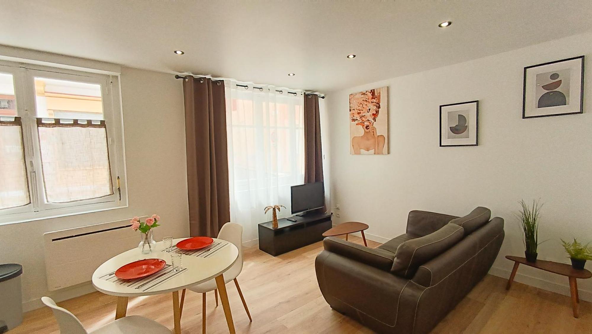 Foucault - Appartements - Au Coeur De Lourdes Exteriör bild